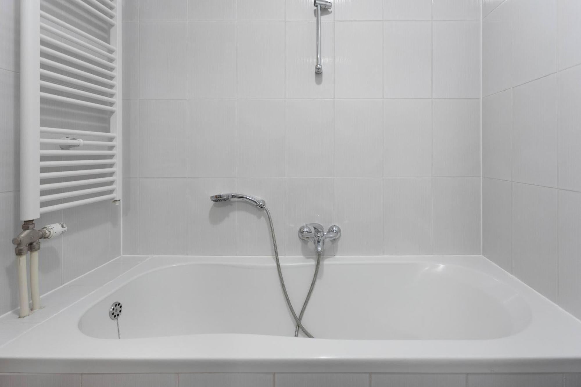 Sunny 1Bdr With Balcony & Parking Apartman Zágráb Kültér fotó