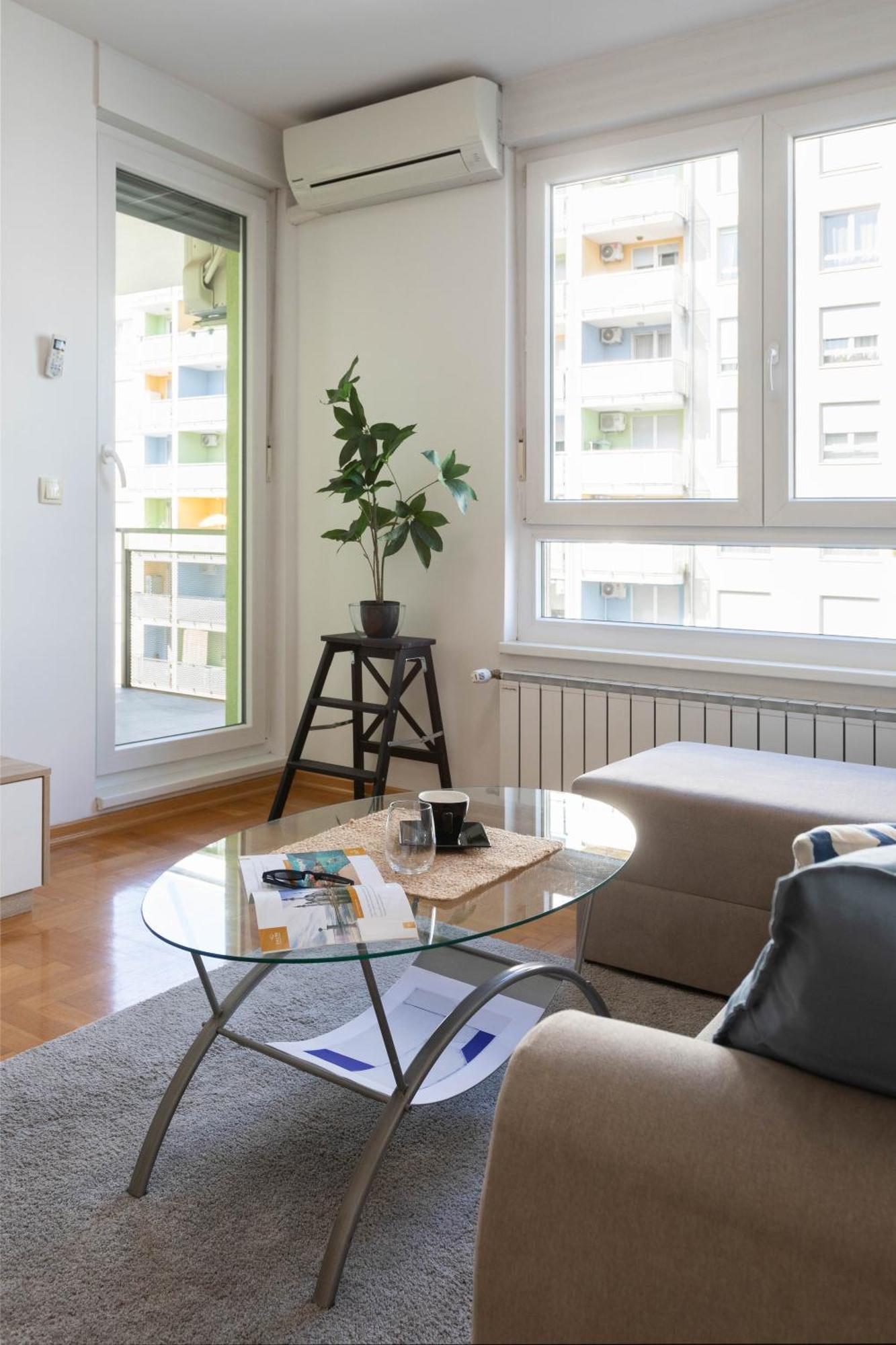 Sunny 1Bdr With Balcony & Parking Apartman Zágráb Kültér fotó
