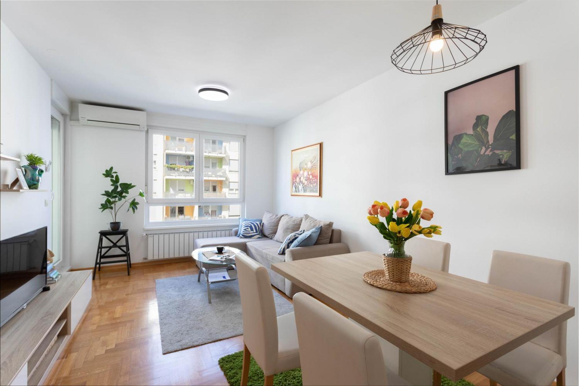Sunny 1Bdr With Balcony & Parking Apartman Zágráb Kültér fotó