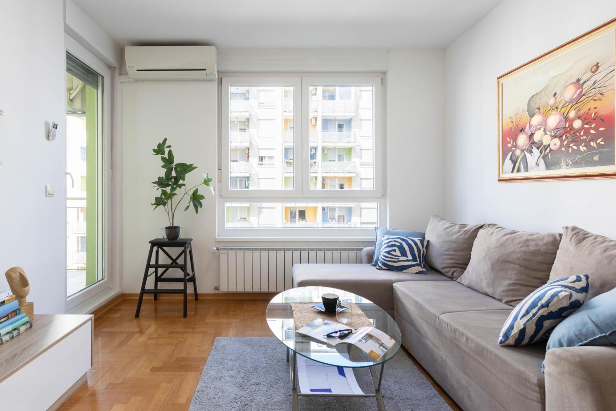 Sunny 1Bdr With Balcony & Parking Apartman Zágráb Kültér fotó