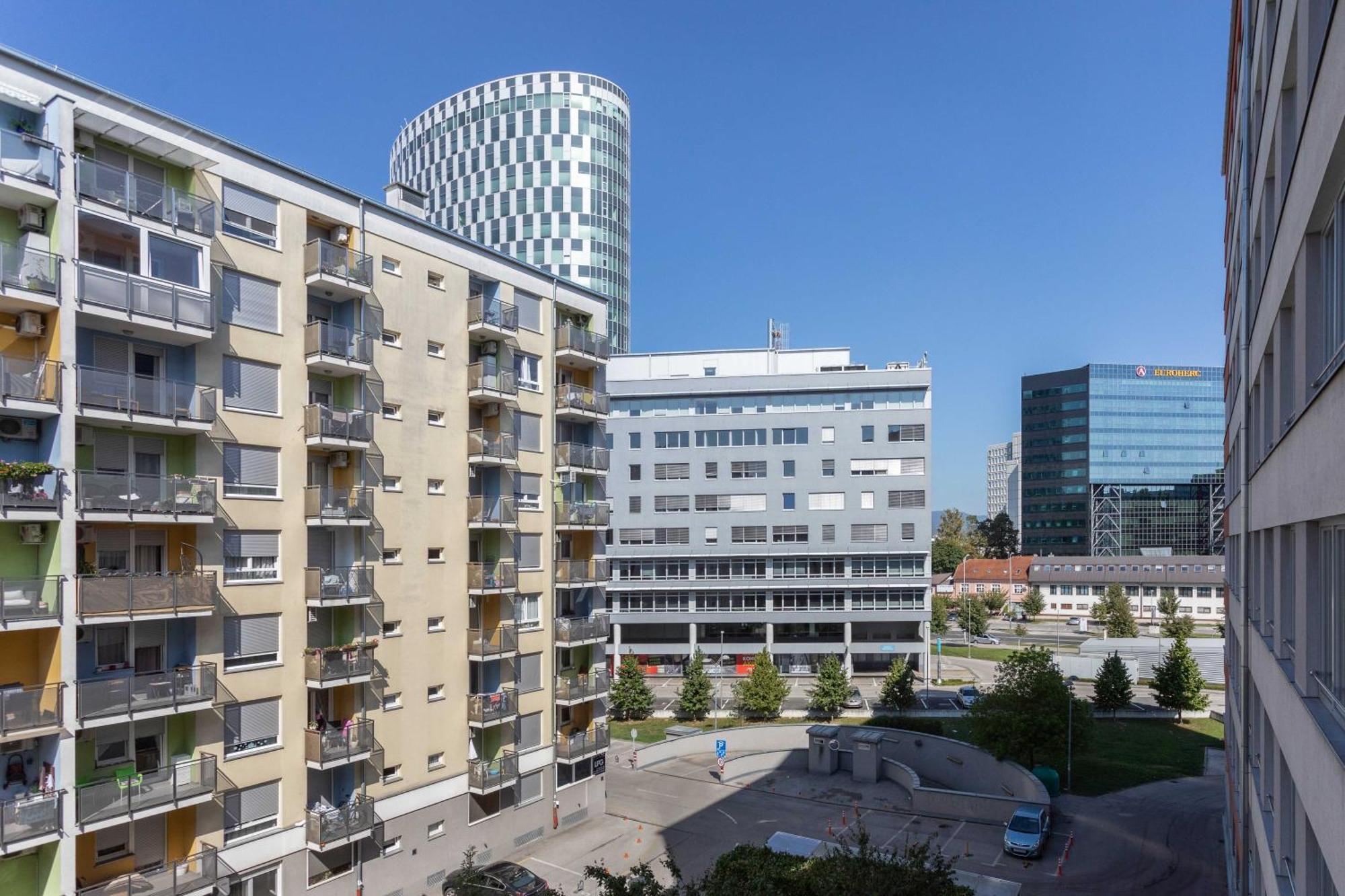 Sunny 1Bdr With Balcony & Parking Apartman Zágráb Kültér fotó